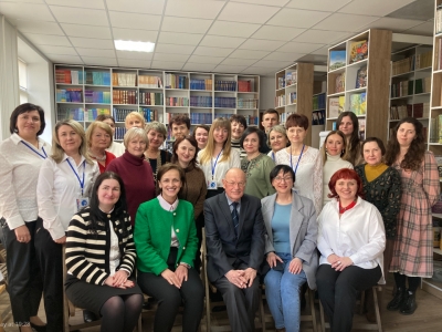 Механізми реалізації компетентнісної парадигми навчання мови та літератури: інтегрований підхід