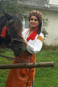 Текстоцентричний підхід до вивчення української мови та літератури як основа формування комунікативної компетентності учнів. З досвіду роботи учителя ТСШ№5 Зоряни Гуцул